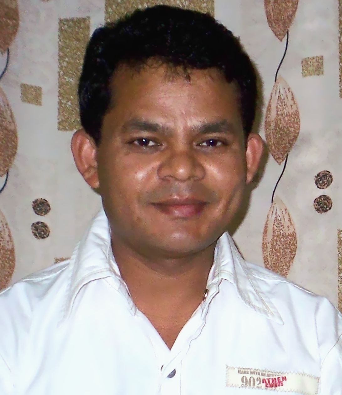 Name, <b>Dr. Sunil Mahajan</b> - 2011-09-17_16-30-45_Sunil_Passport01